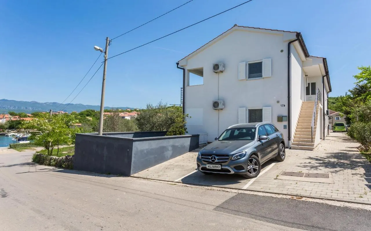 Apartment Trava Klimno Croatia